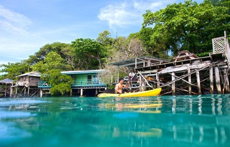 Lusia'S Lagoon Chalets Salelologa 外观 照片