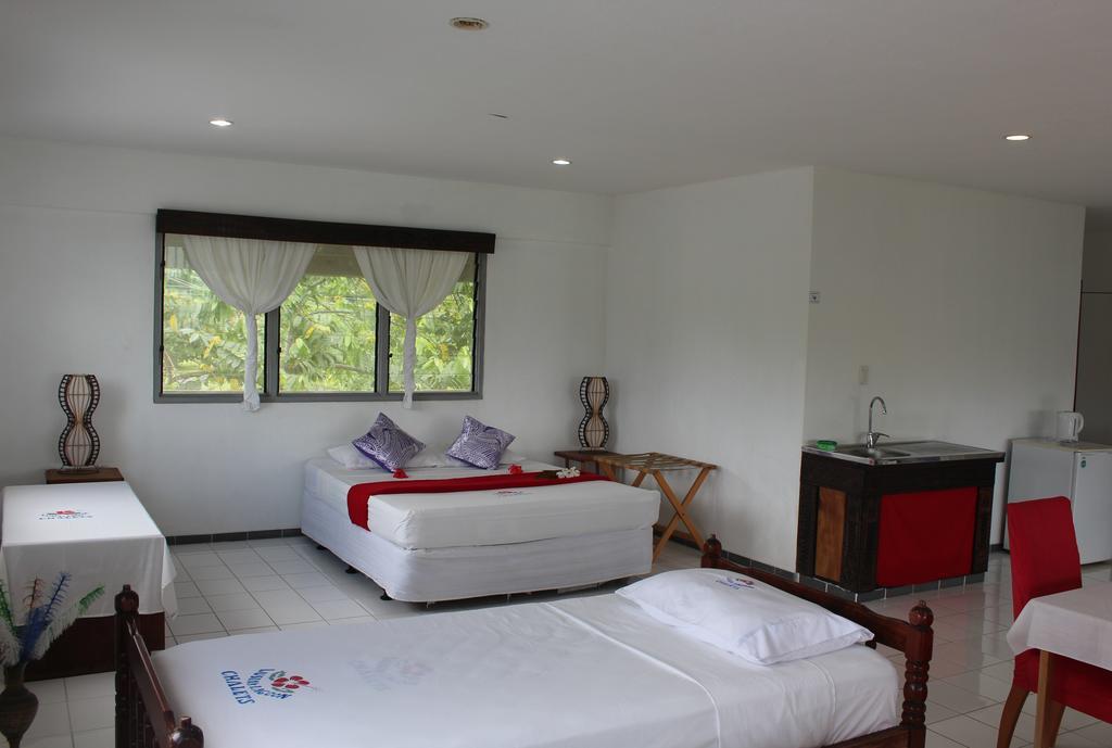 Lusia'S Lagoon Chalets Salelologa 外观 照片