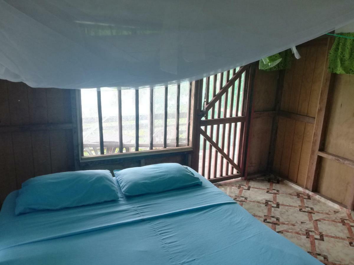 Lusia'S Lagoon Chalets Salelologa 外观 照片