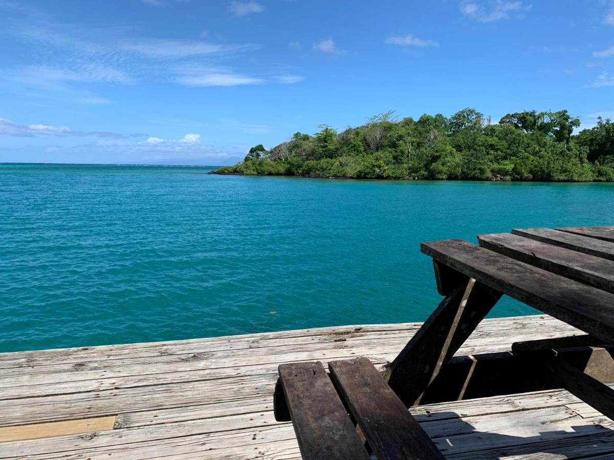 Lusia'S Lagoon Chalets Salelologa 外观 照片