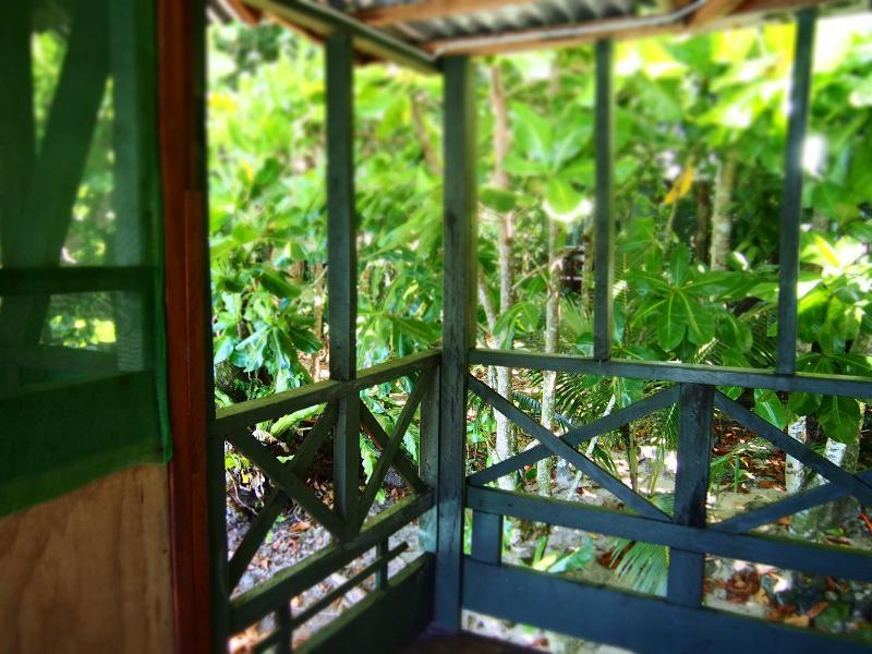Lusia'S Lagoon Chalets Salelologa 外观 照片