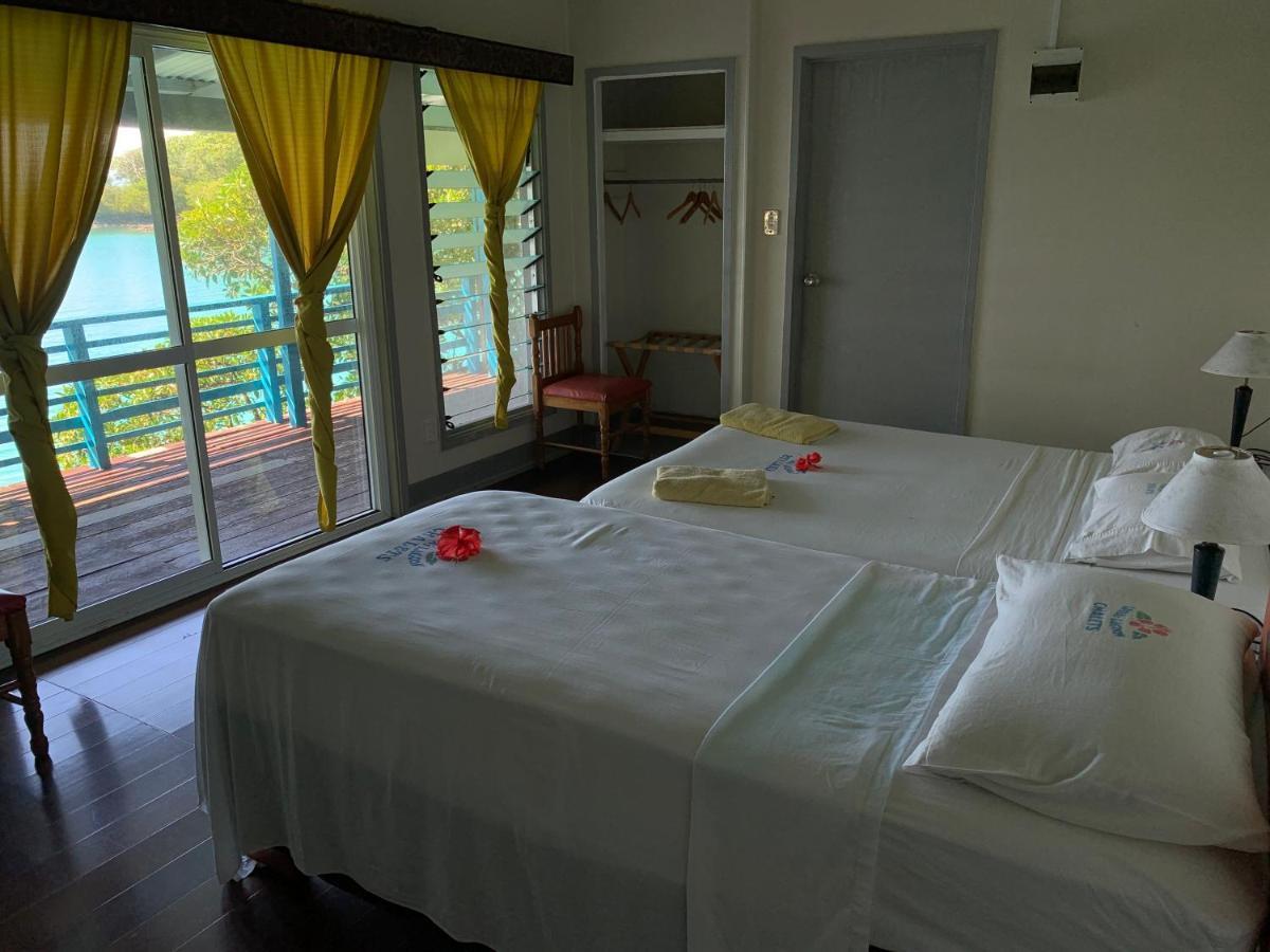 Lusia'S Lagoon Chalets Salelologa 外观 照片